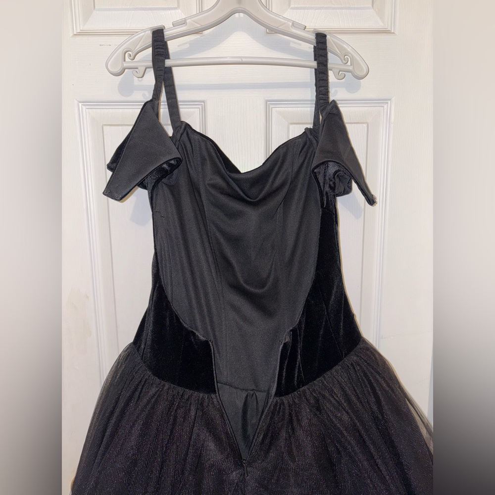 Black Velvet Princess Style Backless Prom Dress - Picture 11 of 14